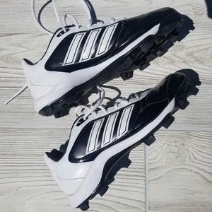Softball cleats